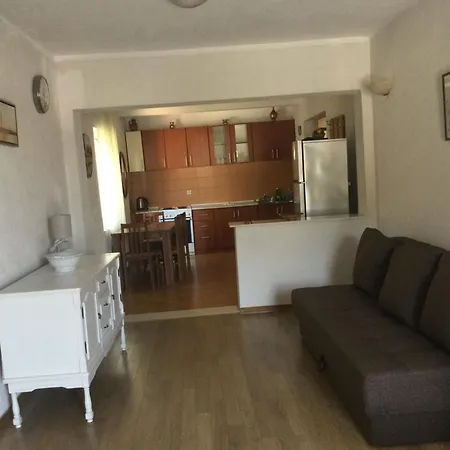 Apartments Ismy Ulcinj Exterior photo