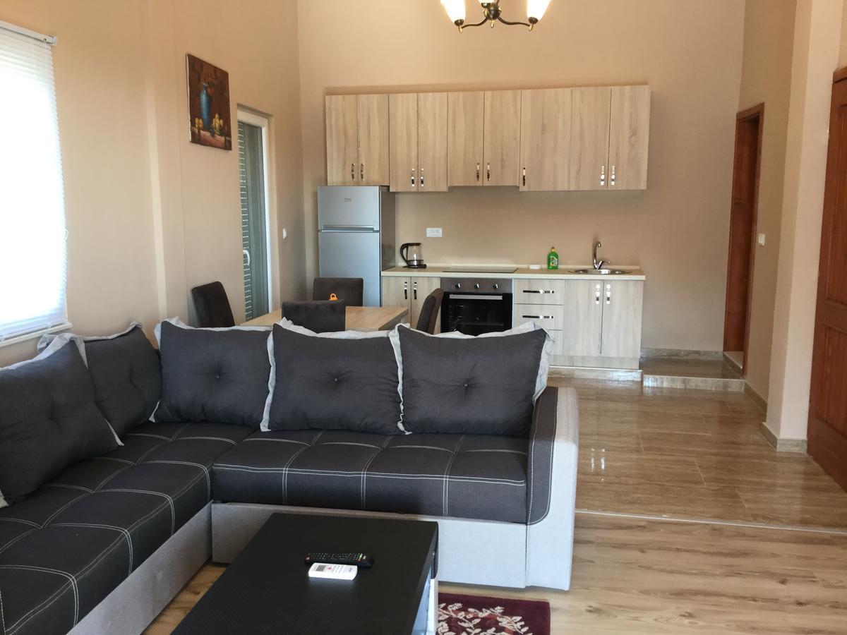 Ismy Apartment Ulcinj